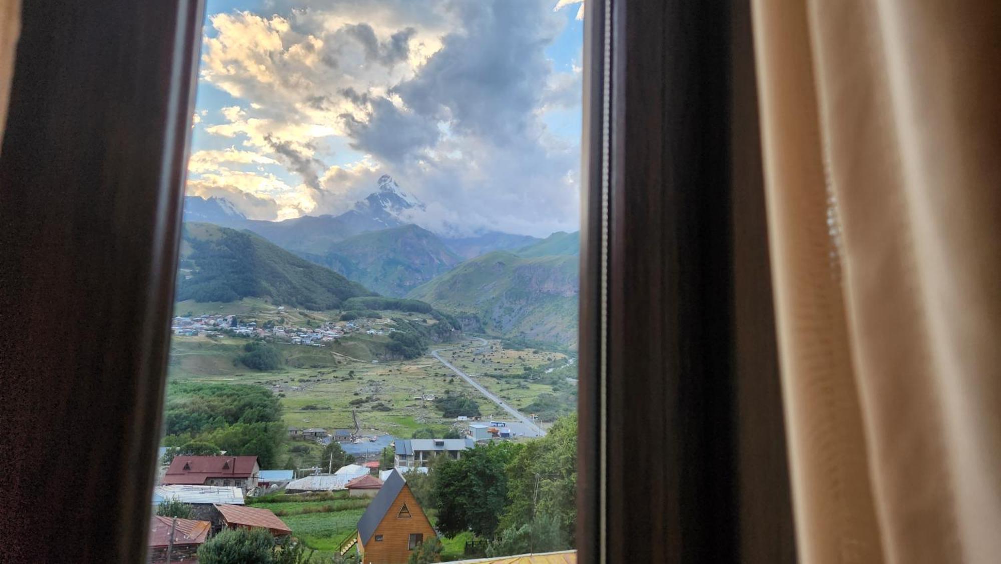 Hotel Toliketi Kazbegi Quarto foto